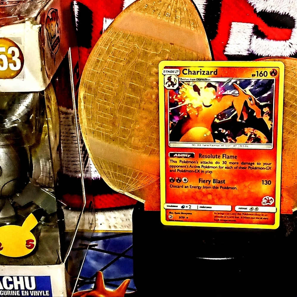 Charizard Holographic/Reverse  Holographic Pokémon Card Lot